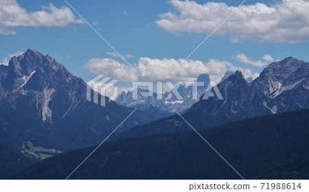Clouds on the peaks Clouds on the peaks 71988614