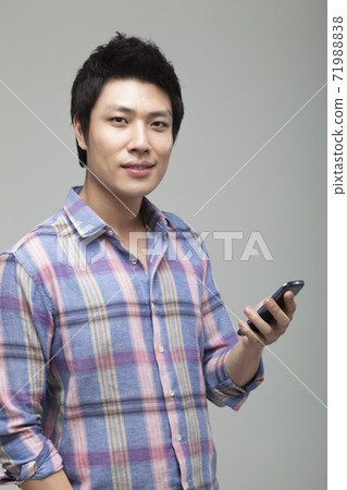年輕人 年輕人 71988838