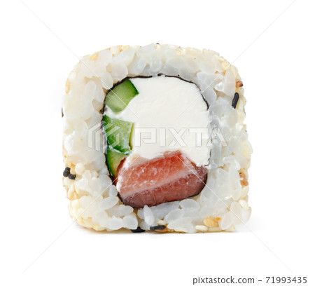 Sushi roll with tuna and sesame isolated on white 71993435