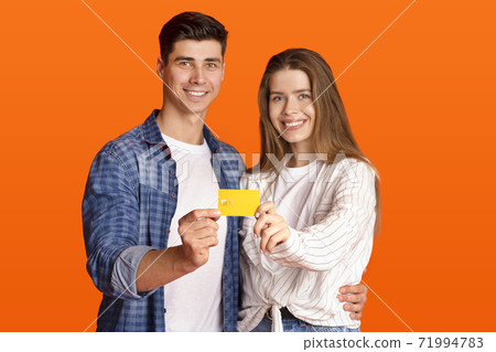 Online shopping, modern lifestyle and quick payment Online shopping, modern lifestyle and quick payment 71994783