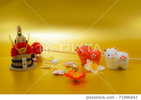 年度數字和新年素材素材(2021年新年十二生肖) 年度數字和新年素材素材(2021年新年十二生肖) 71996842
