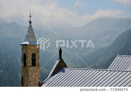 Mountain sanctuary Mountain sanctuary 71998874