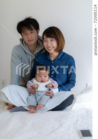 Family photo family Family photo family 72000114