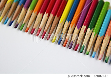 color pencil 72007618