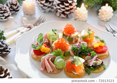Christmas canapé platter Christmas canapé platter 72013523