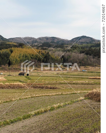 A peaceful Japanese countryside landscape A peaceful Japanese countryside landscape 72014667