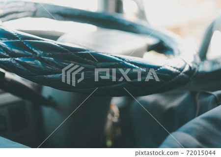 Truck handle 72015044