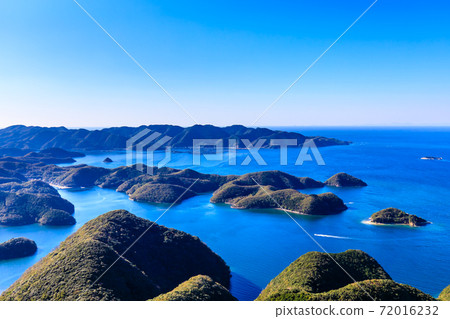 Kaneda Castle Ruins, Summit of Shiroyama [Tsushima City, Nagasaki Prefecture] 72016232