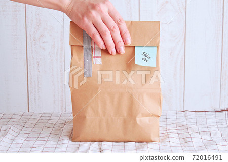 Products prepared for take-out Products prepared for take-out 72016491