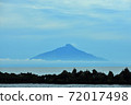 Rishiri Island, Hokkaido Floating in the clouds 72017498