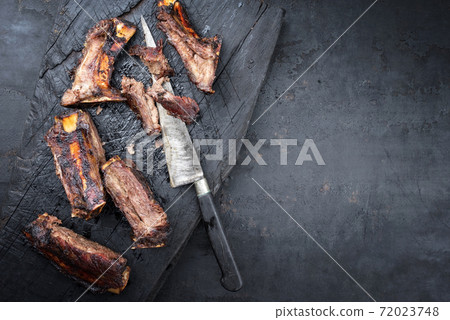 barbecue spare ribs baby back cut with hot honey chili marinade  72023748