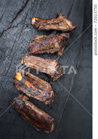 Barbecue spare beef ribs St Louis cut with hot honey chili marinade  72023750