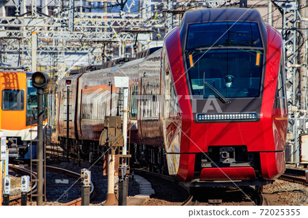 Kintetsu Limited Express Hinotori sent to Komeno garage 72025355