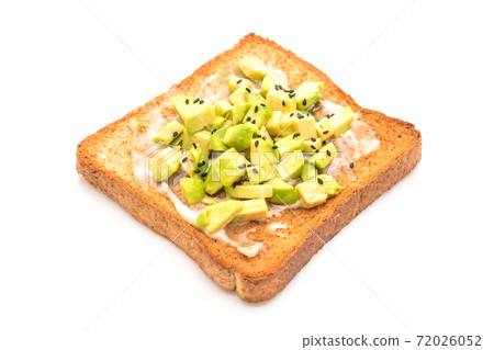 wholewheat bread toast with avocado 72026052