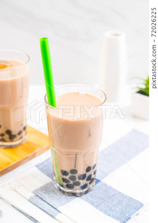milk tea with bubble 72026225