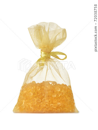 Pouch of aromatic air freshener granules Pouch of aromatic air freshener granules 72038758