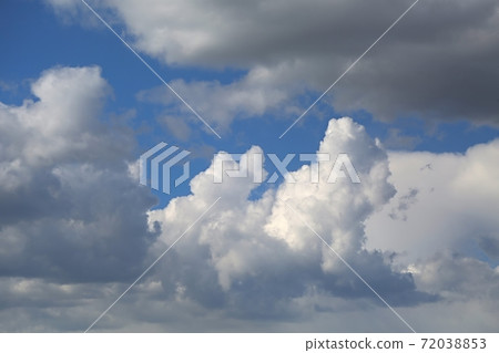 Clouds in the sky Clouds in the sky 72038853