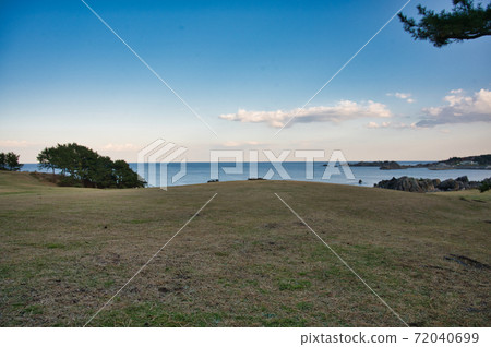 Tanesashi Coast in autumn 72040699