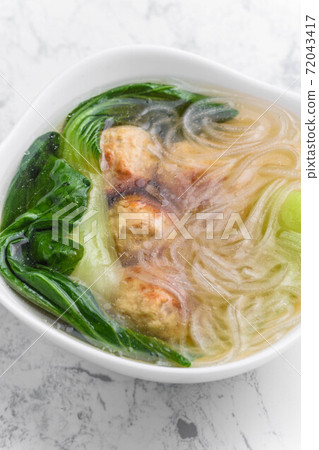 Chinese soup with chicken dumplings and vermicelli 72043417