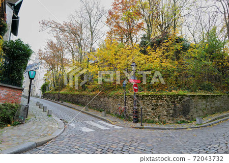 巴黎街角蒙馬特皮加勒 72043732