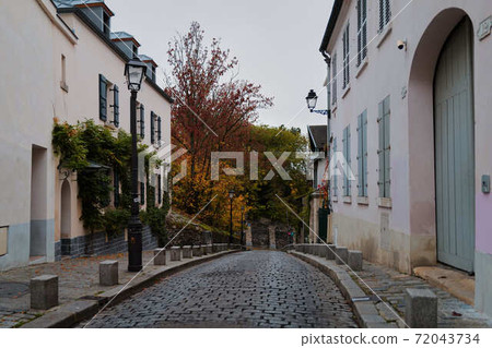 巴黎街角蒙馬特皮加勒 72043734