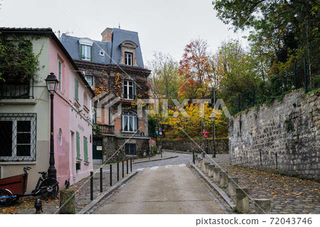 巴黎街角蒙馬特皮加勒 72043746