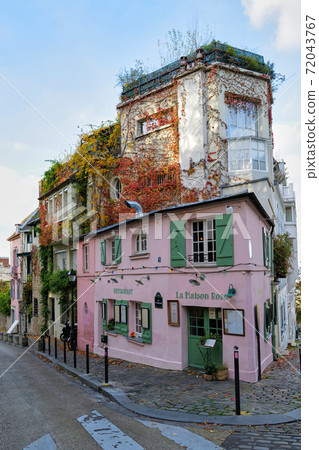 巴黎街角蒙馬特皮加勒 72043767