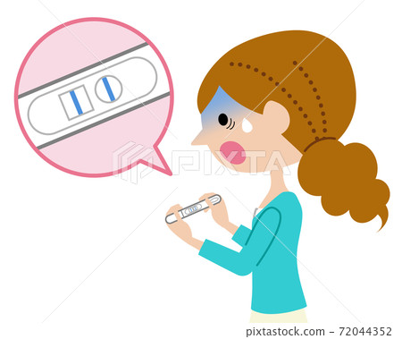 A woman who turns pale with a pregnancy test 72044352