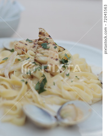 Pasta Pasta 72045563