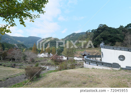 冬季等待的山岳花川sabo公園的景色 照片素材 圖片 圖庫