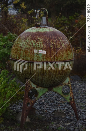 Round kerosene tank Round kerosene tank 72046059