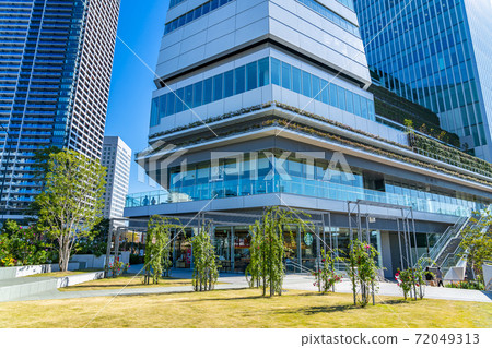 [Kanagawa] Yokohama City Hall, blessed with fine weather 72049313