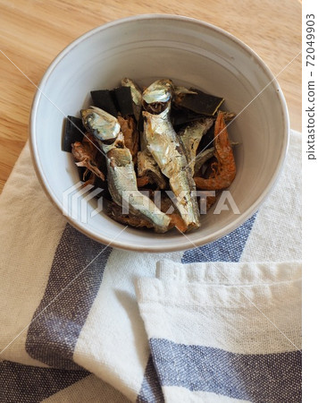 魚乾，an魚，海帶，蝦，肉湯 72049903