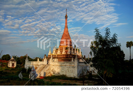 Stupa near Maha Aungmye Bonzan temple , Ava Stupa near Maha Aungmye Bonzan temple , Ava 72054396