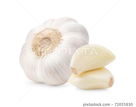 garlic on white background 72055830