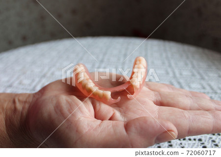 flexible nylon denture 72060717