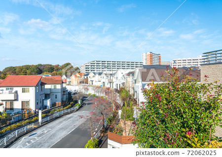 Suburban residential area overlooking from a hill Suburban residential area overlooking from a hill 72062025