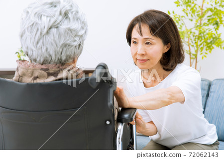 Nursing image wheelchair senior 72062143