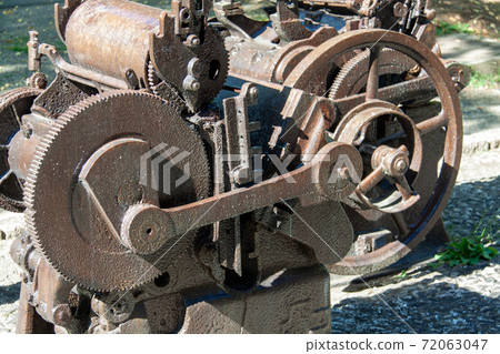 A broken machine 100 years ago A broken machine 100 years ago 72063047