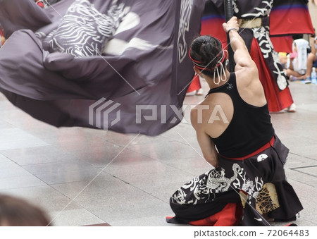 Yosakoi節:船旗長的背影 Yosakoi節:船旗長的背影 72064483