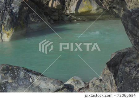 Hot spring lake on Yangming Mountain Hot spring lake on Yangming Mountain 72066684