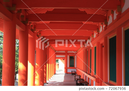 Corridor connecting Sanjusangendo East Gate and North Gate Corridor connecting Sanjusangendo East Gate and North Gate 72067936