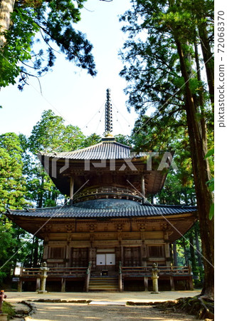 Koyasan Kongobuji Temple Headquarters West Tower (Koya-cho, Ito-gun, Wakayama Prefecture) Koyasan Kongobuji Temple Headquarters West Tower (Koya-cho, Ito-gun, Wakayama Prefecture) 72068370
