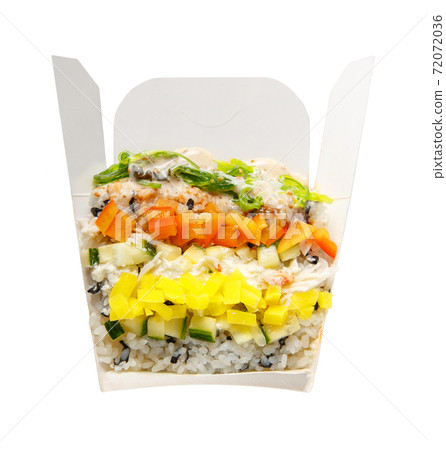 Sushi salad in a cardboard box to take away. 72072036
