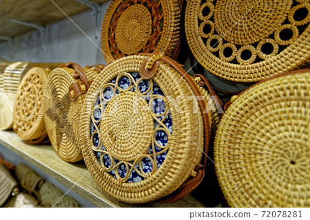 Beautiful lady handbags and basketry Beautiful lady handbags and basketry 72078281