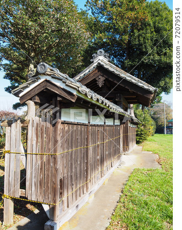 關前城堡埋葬之門 72079514