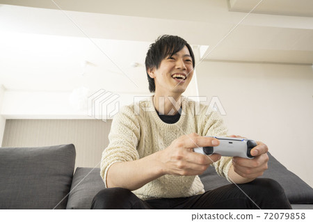 Men / PlayStation / Living crazy about the latest video game consoles Men / PlayStation / Living crazy about the latest video game consoles 72079858