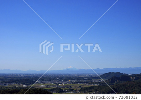 View of Mt. Fuji from Kenshindaira of Mt. Ohira over the Kanto Plain View of Mt. Fuji from Kenshindaira of Mt. Ohira over the Kanto Plain 72081012