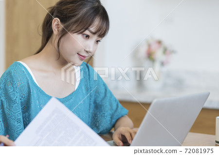 Women business, work at home Women business, work at home 72081975