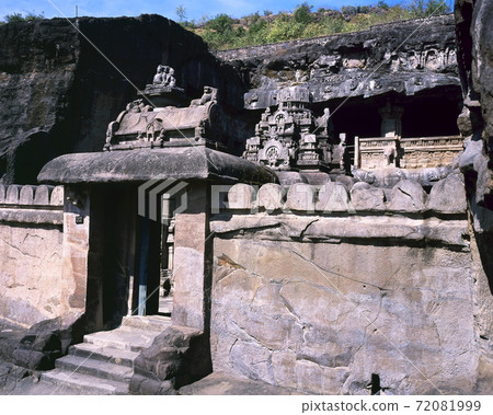 Jain Temple in Ellora Caves 32nd Cave Jain Temple in Ellora Caves 32nd Cave 72081999